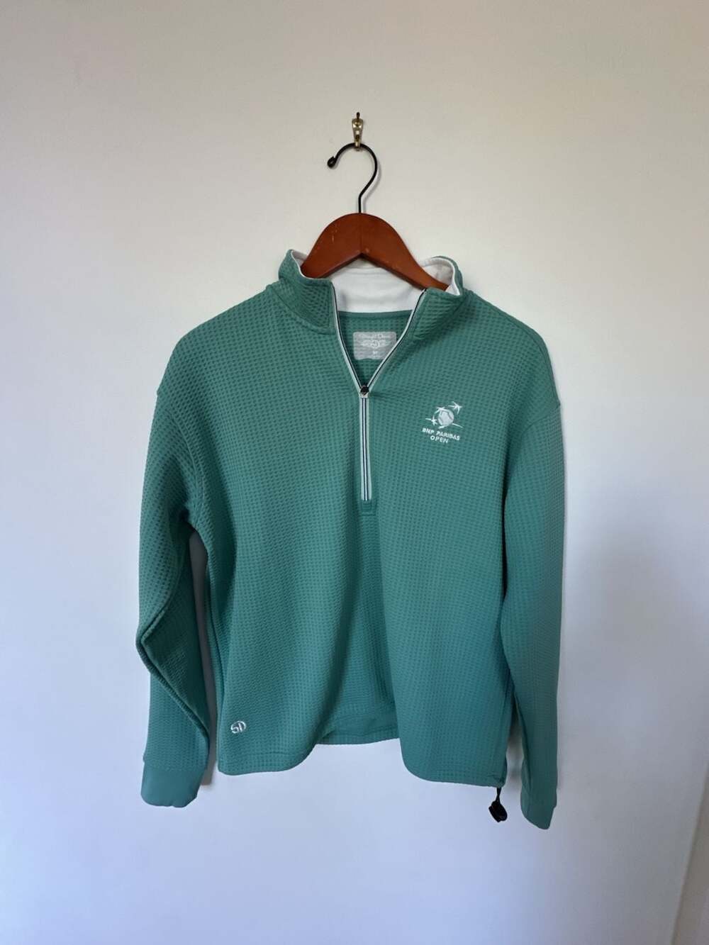 Straight Down Opal Half-Zip Size M Green BNP Paribas Open Pullover